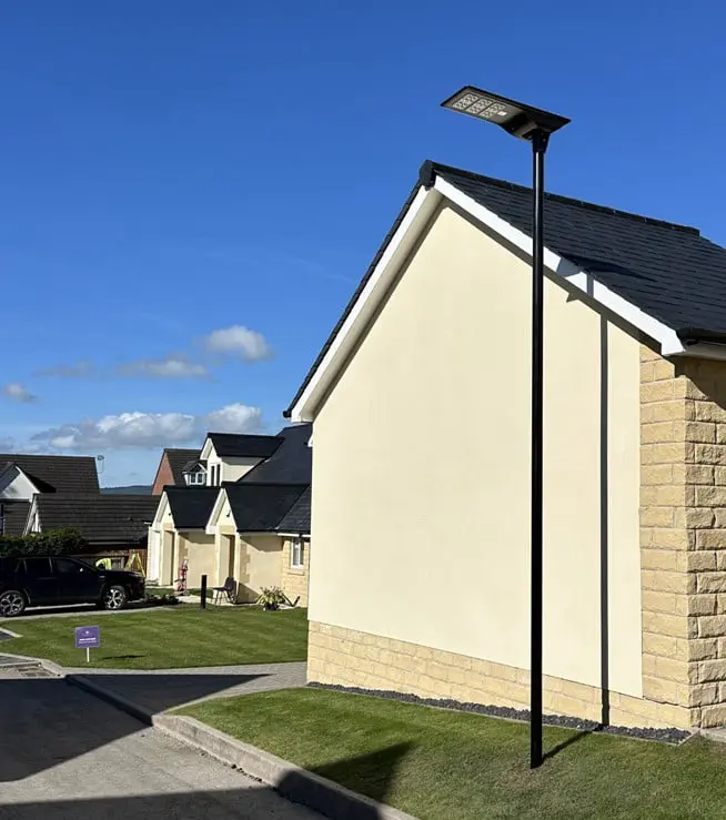 solar-street-lighting